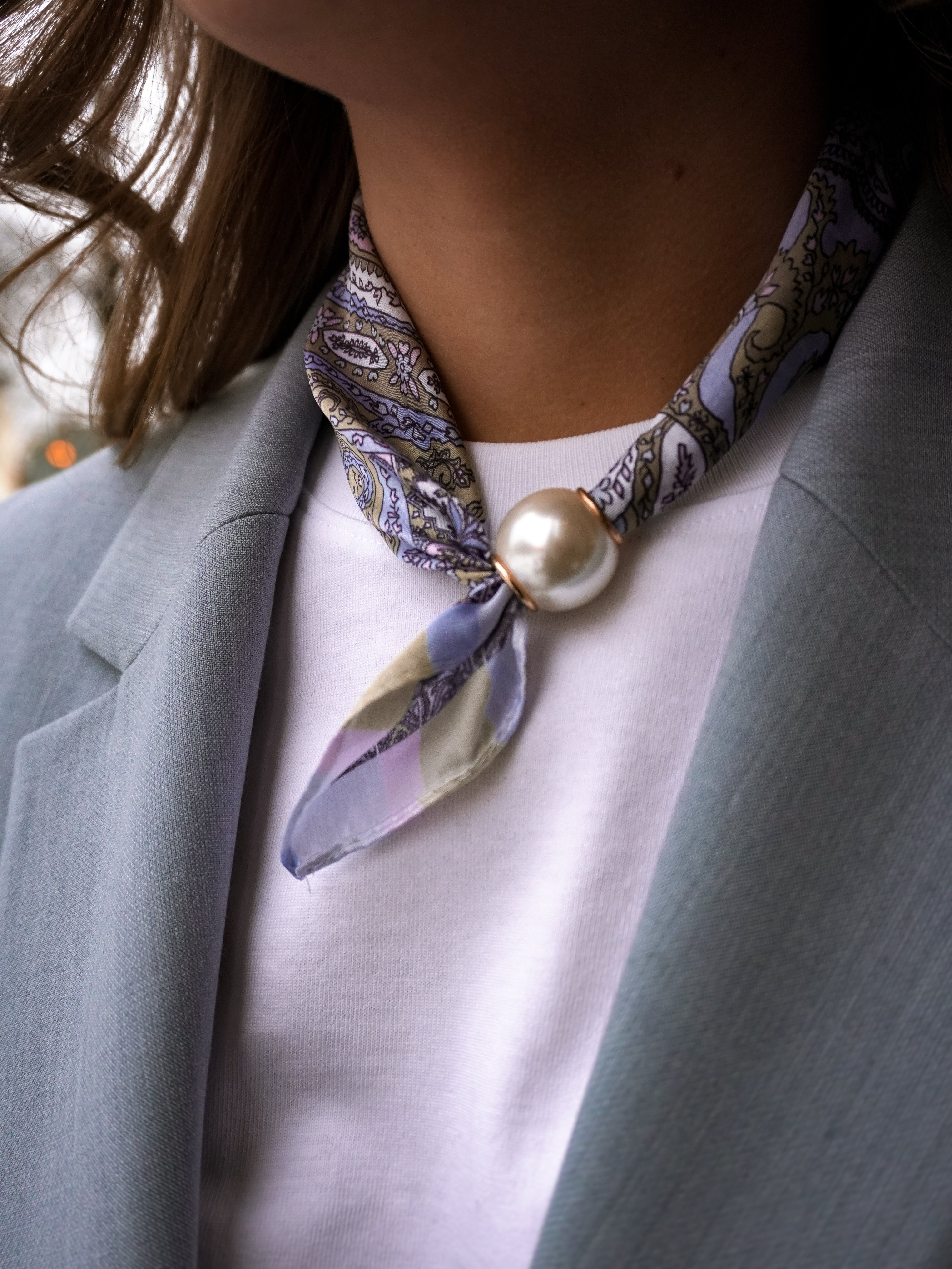 Skjerf mønster m/perle - beige