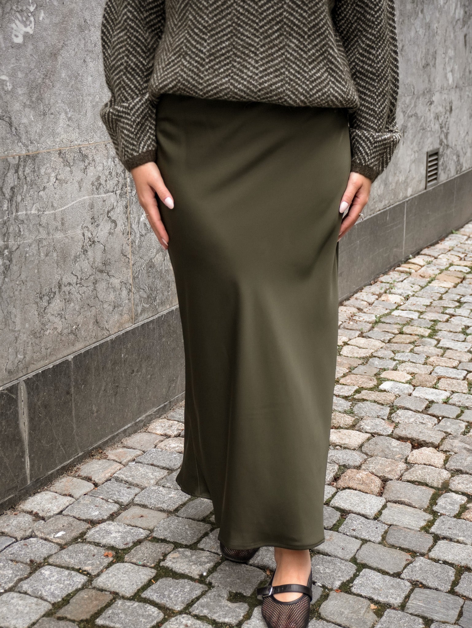 VIELLETTE Midi Skirt - Forest Night