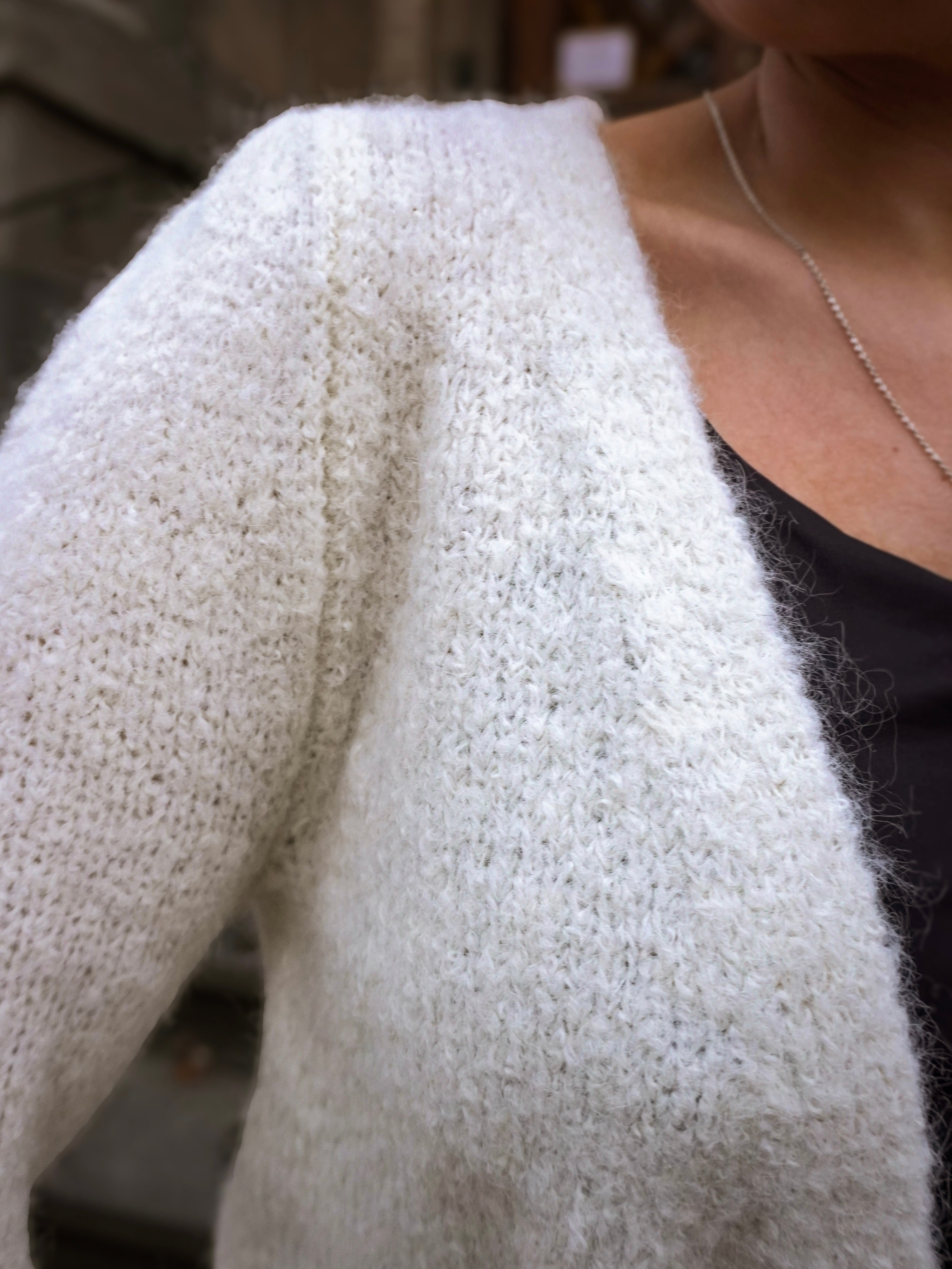 VIBOWS Knit Cardigan