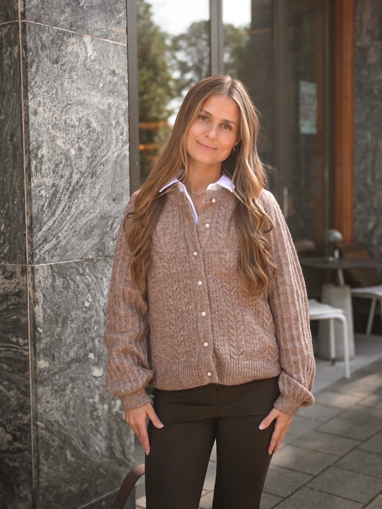 OBJFLORA Pullover - Desert Taupe