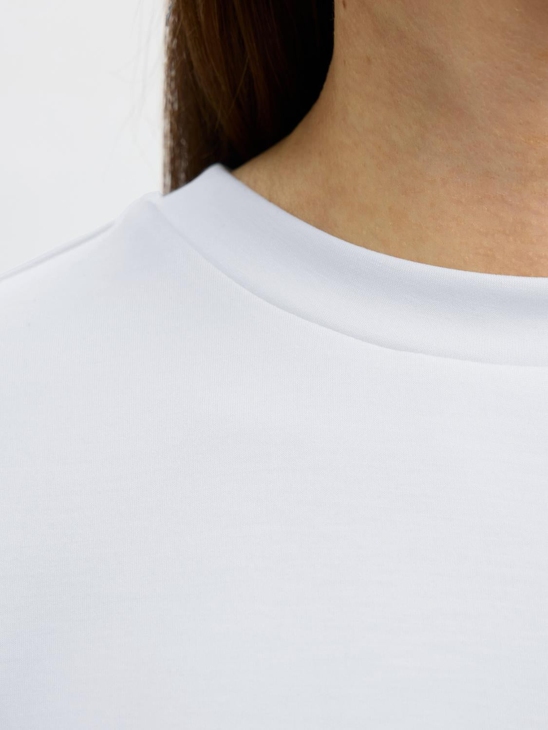model_shot-detail