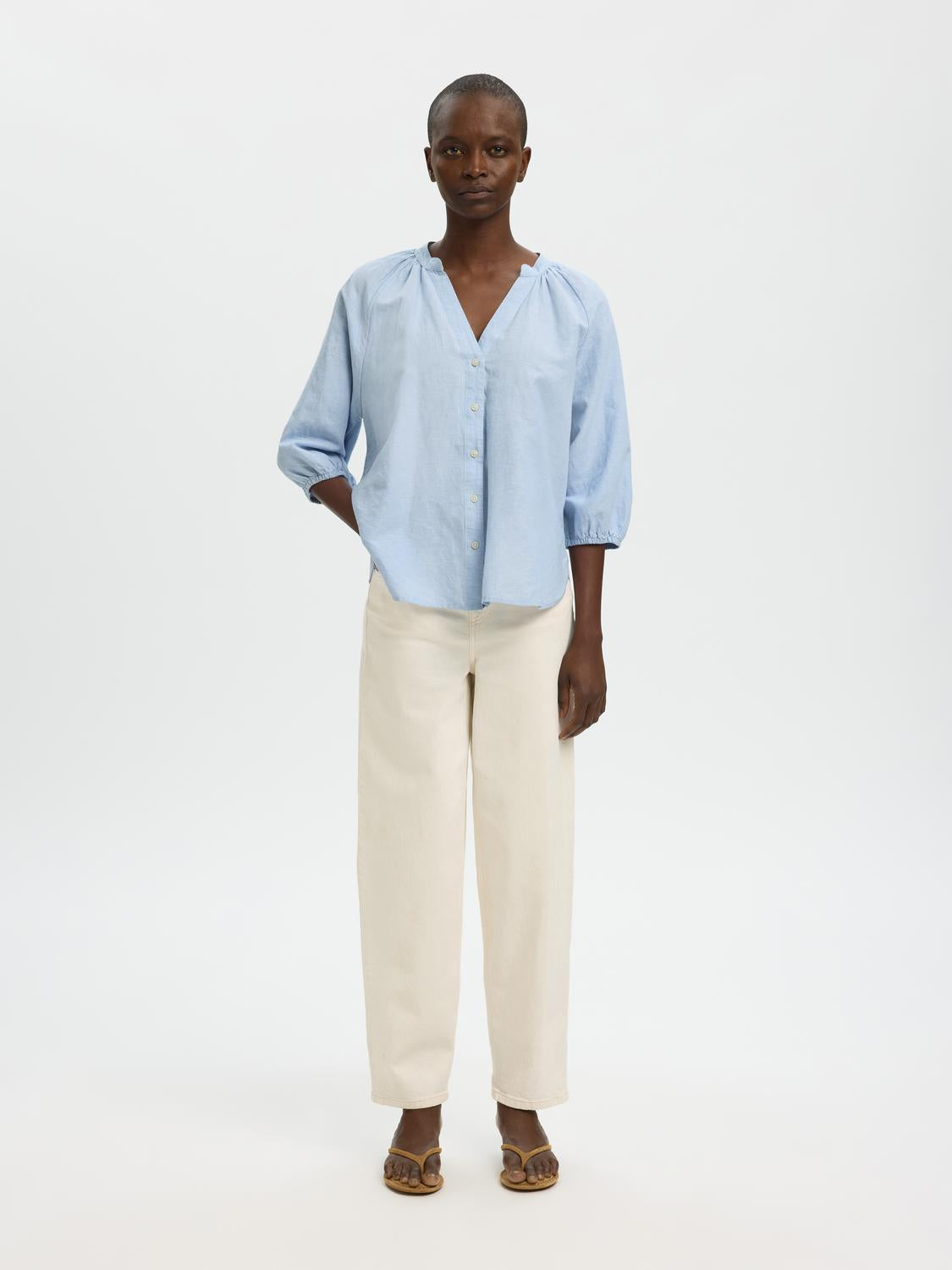 model_shot-front_full