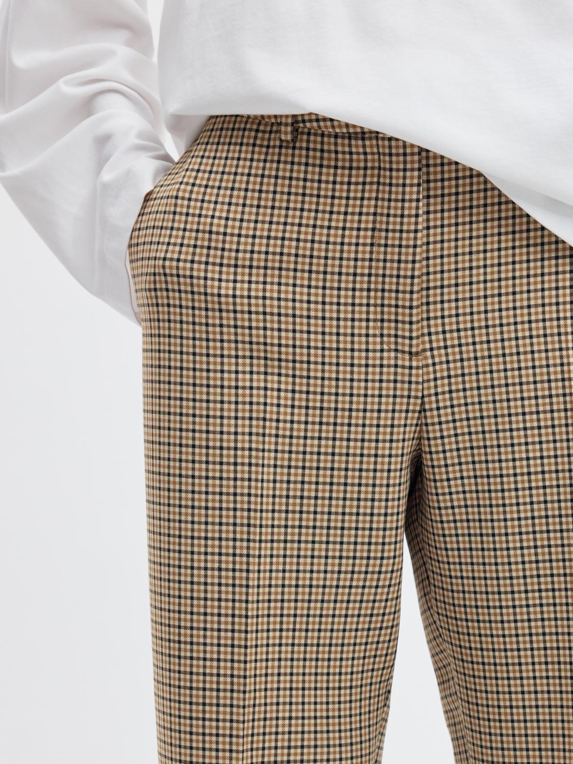 model_shot-detail