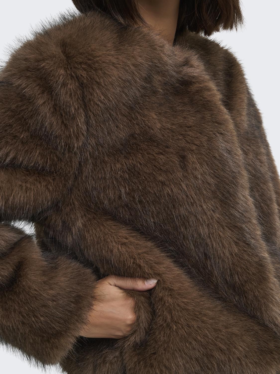 model_shot-detail