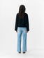 model_shot-back