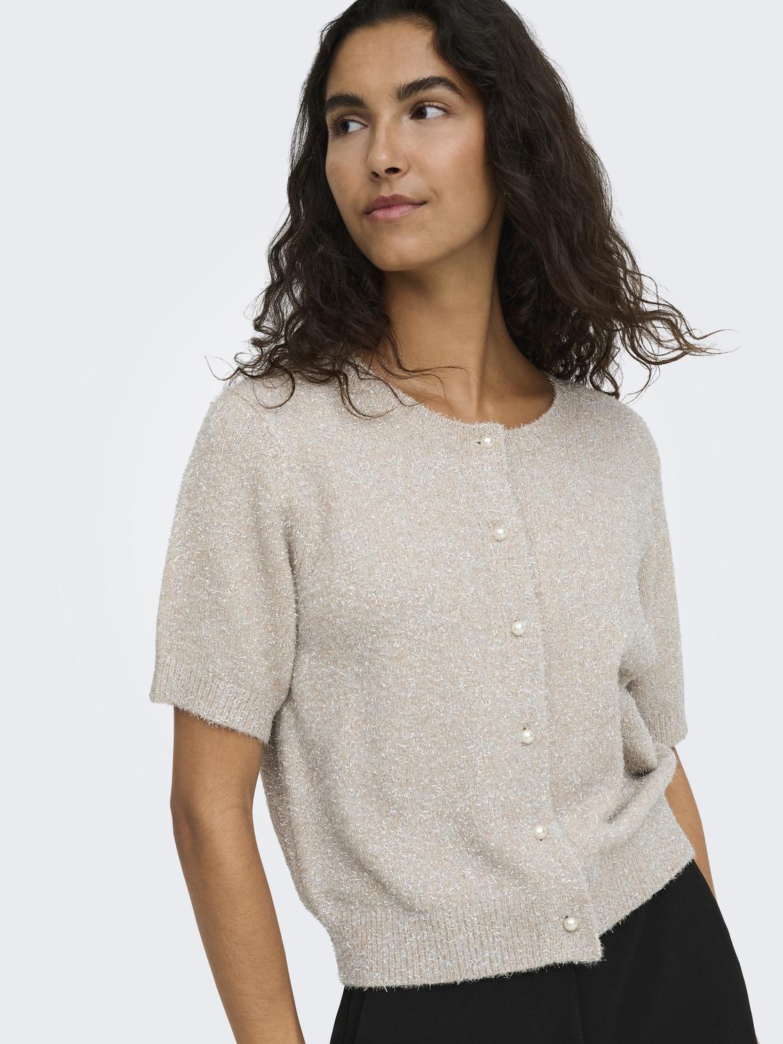 model_shot-detail