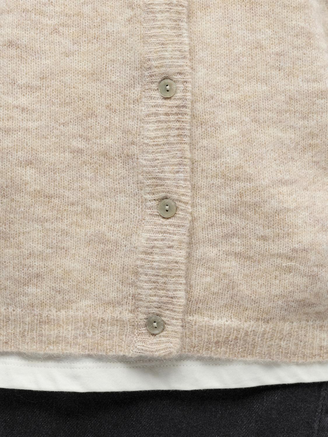 model_shot-detail
