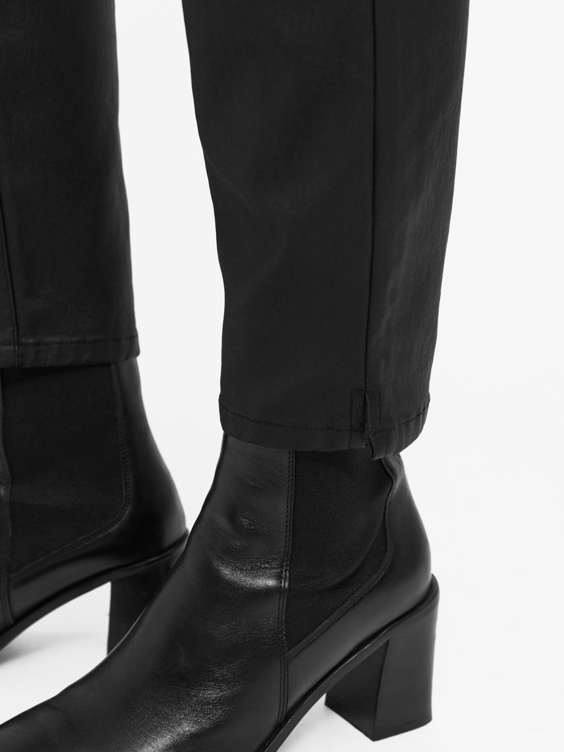 OBJBELLE Pants - Black